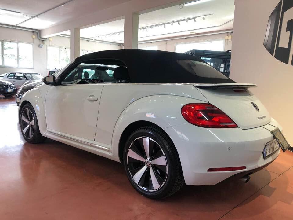 Volkswagen Maggiolino Cabrio 2.0 TDI Design