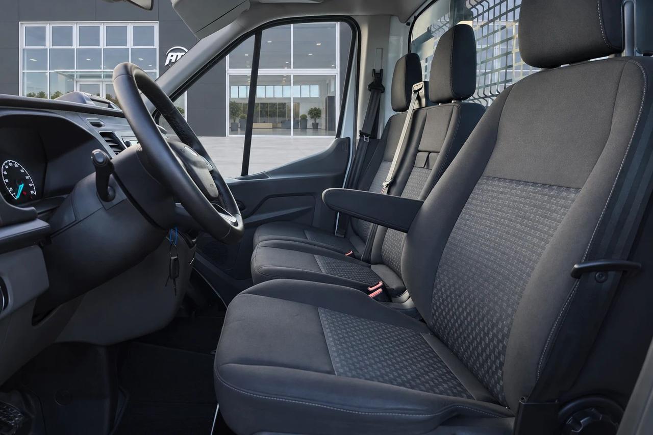 Ford Transit CASSONE FISSO RG 130CV