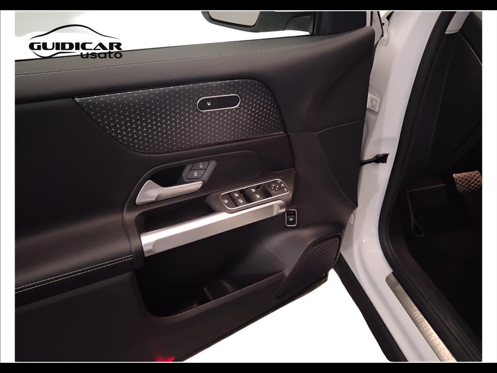 Mercedes-Benz GLB - X247 2023 - GLB 180 d Progressive Advanced auto