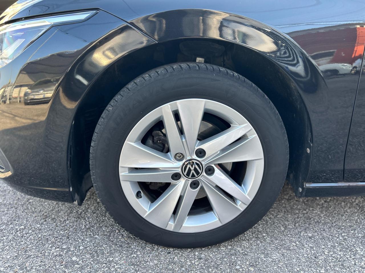 Volkswagen Golf 1.0 etsi evo Life 110cv dsg