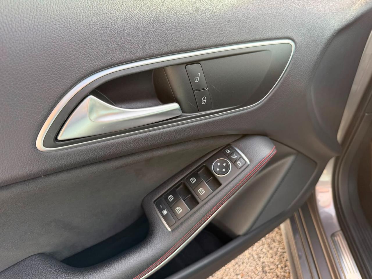 Mercedes-benz A 180 1.5 Diesel Cambio Automatico Neopatentati