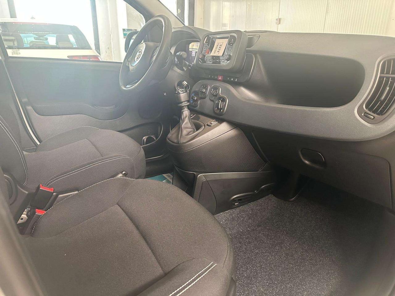 Fiat Panda Panda III 2026 Panda 1.0 firefly hybrid Icon km 0