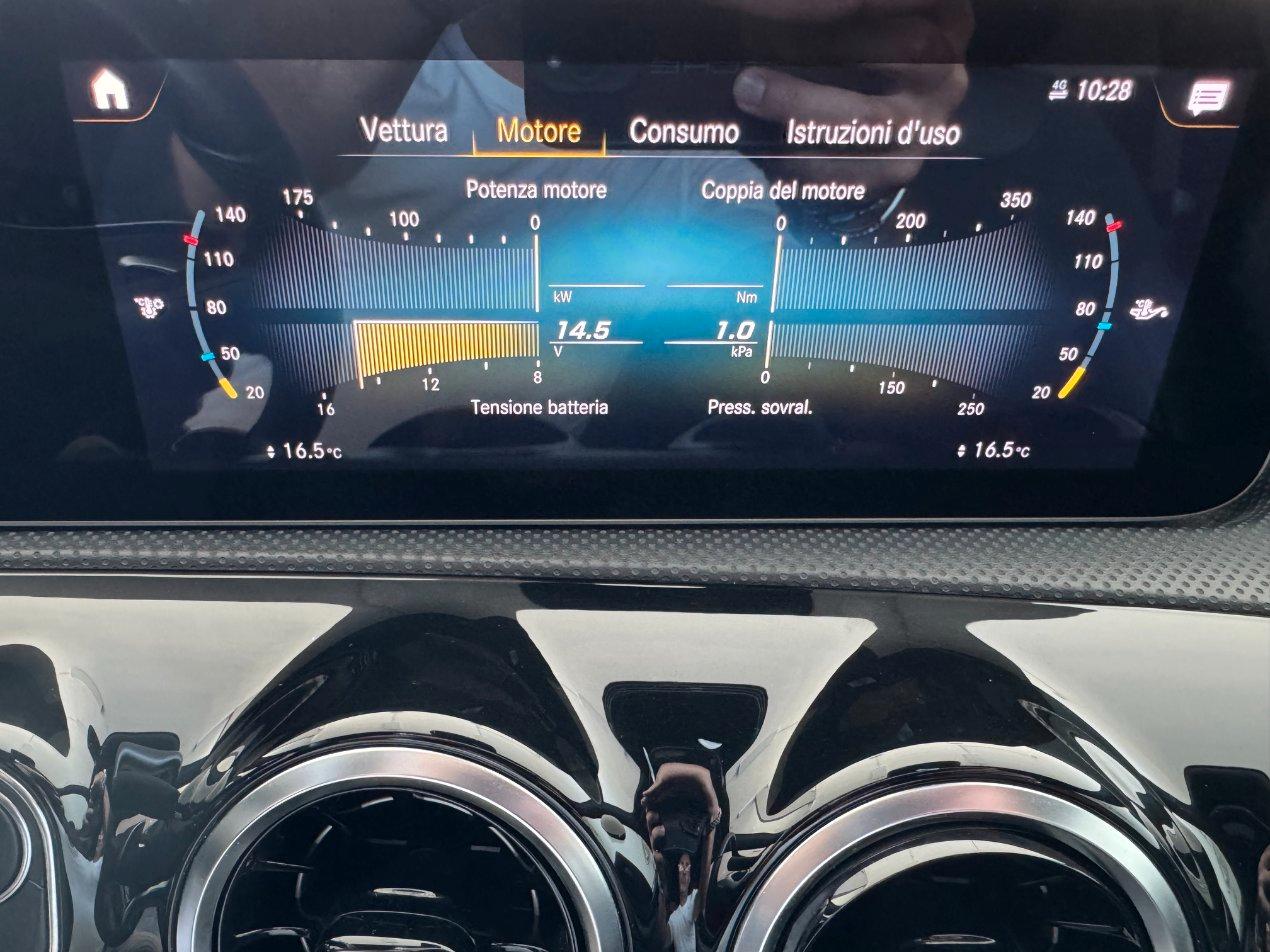 Mercedes A 180 D Sedan Amg Premium Auto Stupenda