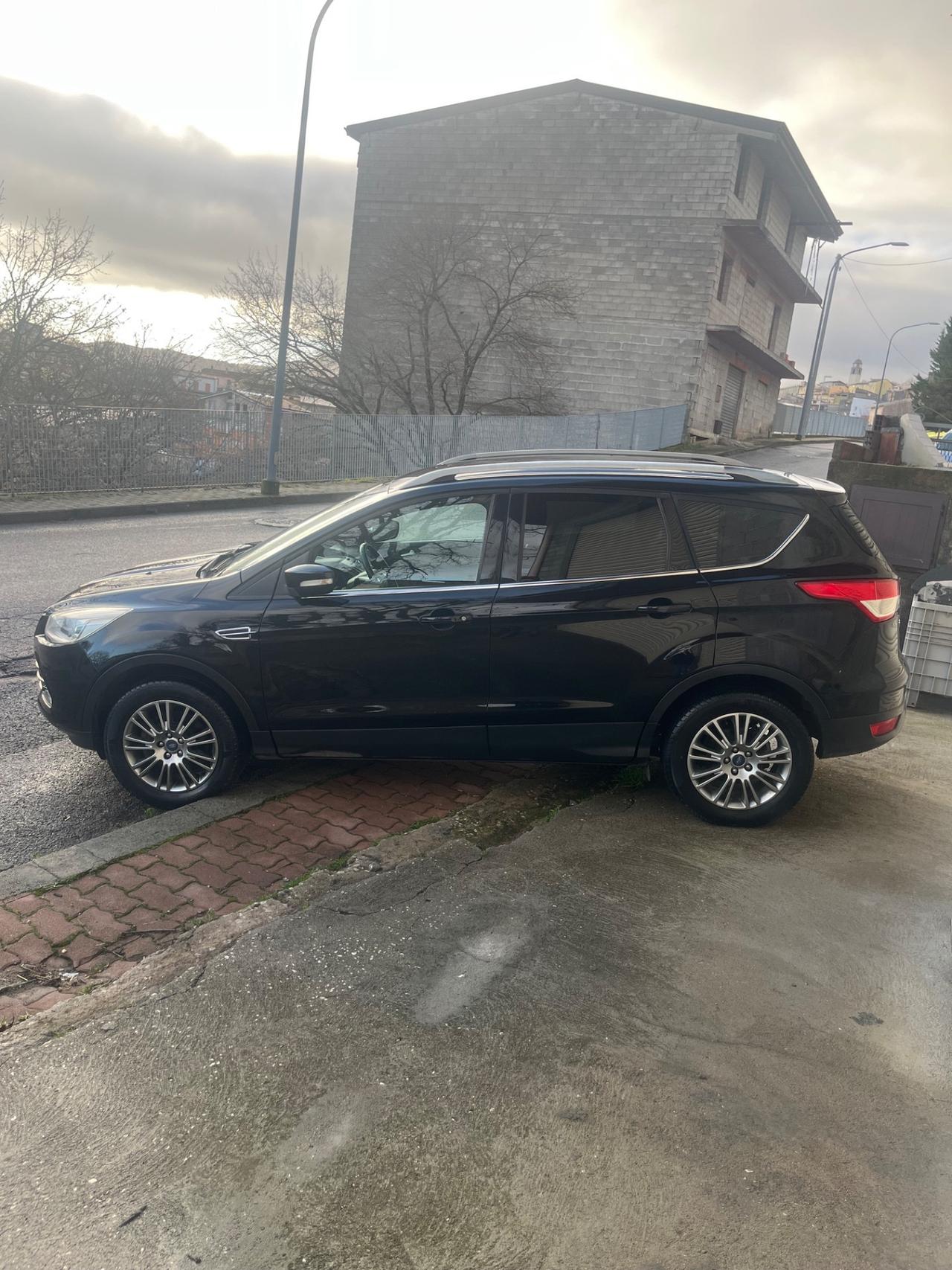 Ford Kuga 2.0 TDCI 163 CV 4WD Powershift Titanium X
