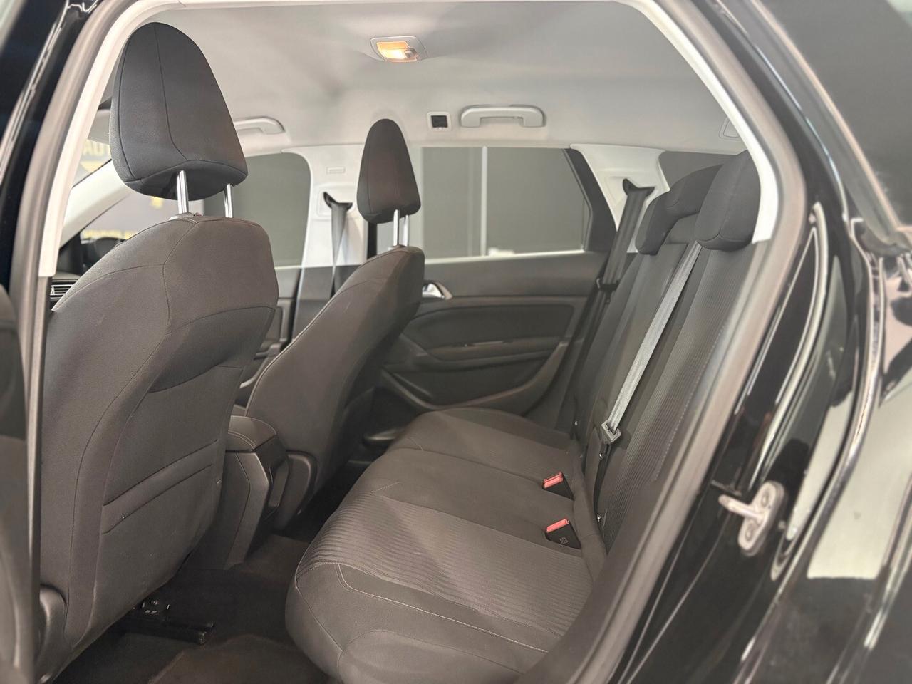 Peugeot 308 BlueHDi 120 S&S SW 2017