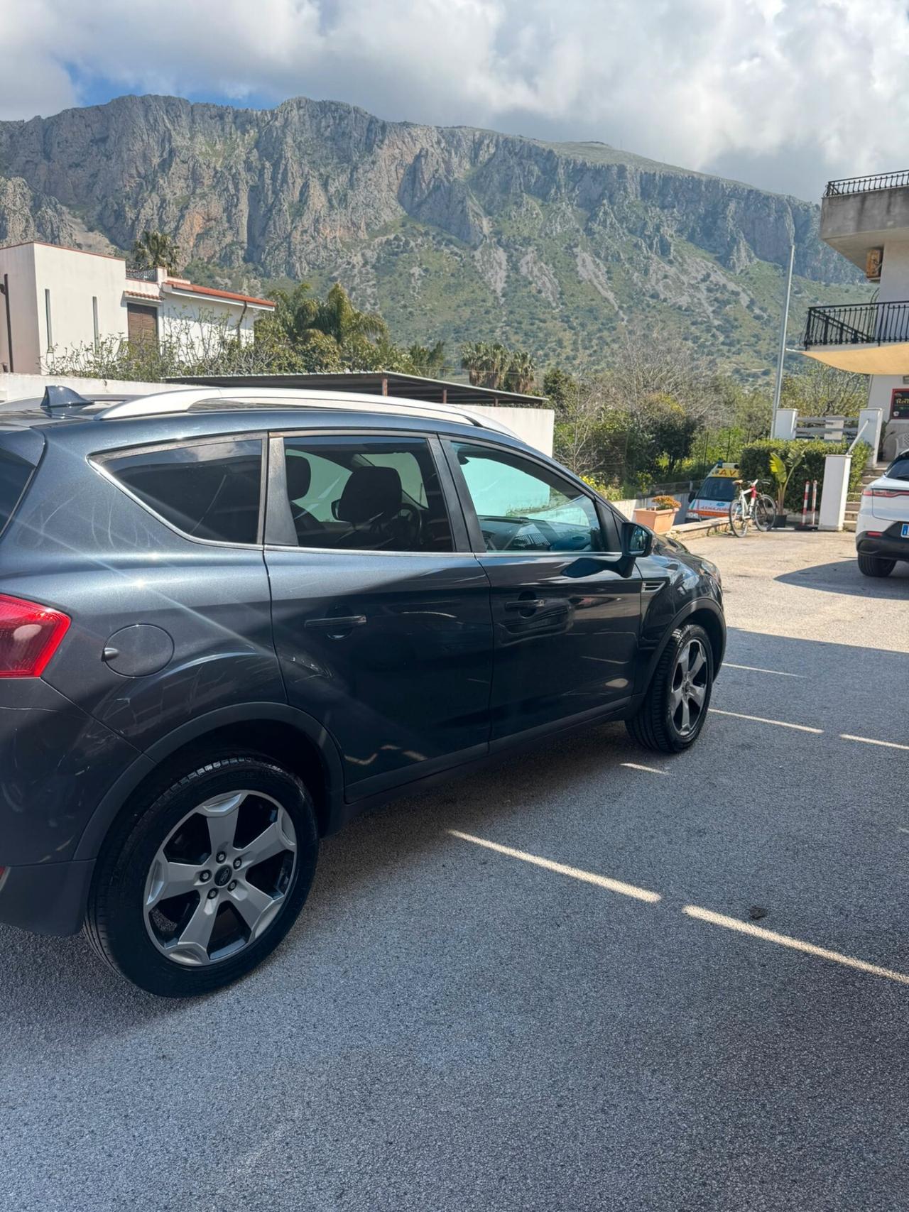 Ford Kuga 2.0 TDCi 136 CV 4WD Titanium DPF