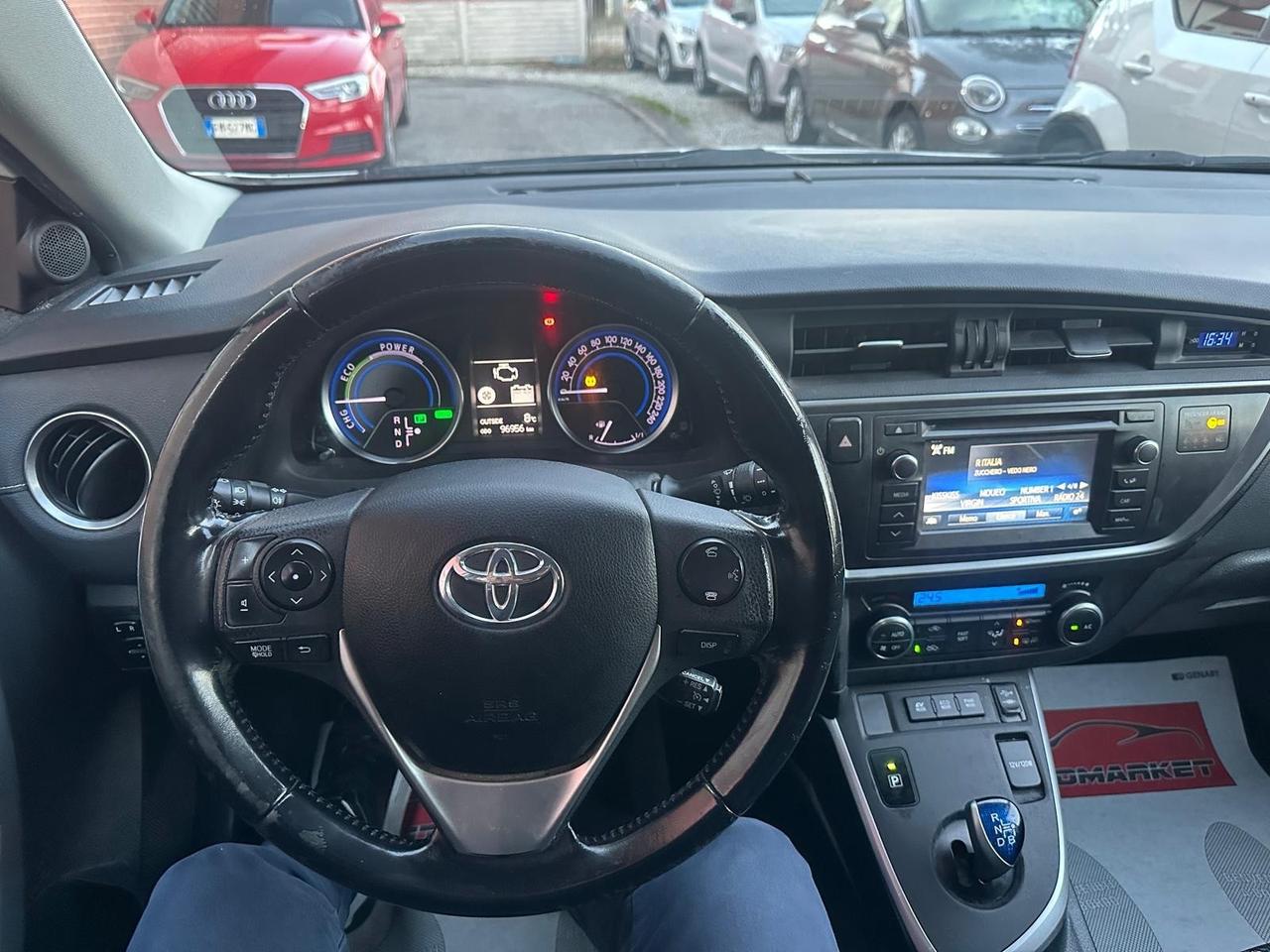 Toyota Auris Touring Sports 1.8 Hybrid Lounge