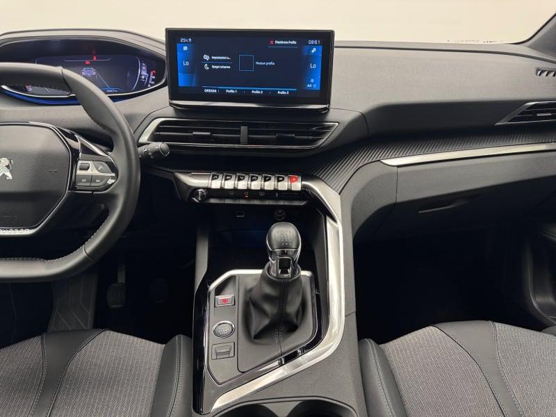 PEUGEOT 3008 PURETECH TURBO 130 S&S AL