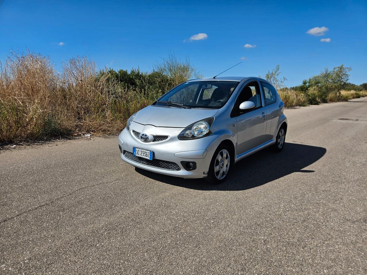 Toyota Aygo 1.0 12V VVT-i 5 porte Sol