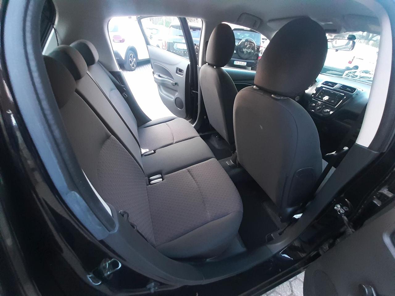 Mitsubishi Space Star 1.0 Invite