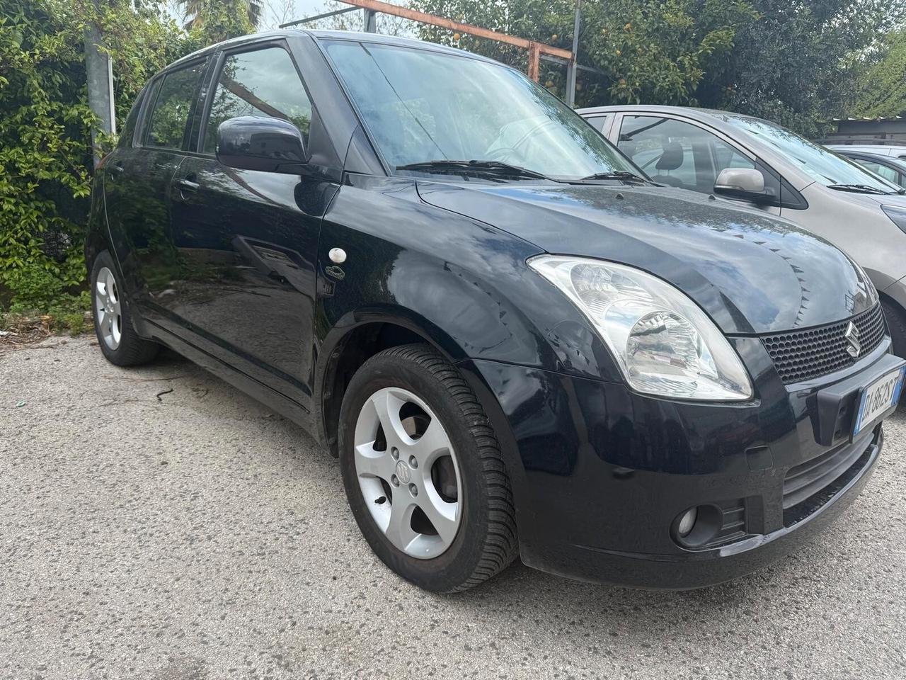 Suzuki Swift 1.3 4x4 5p. GL