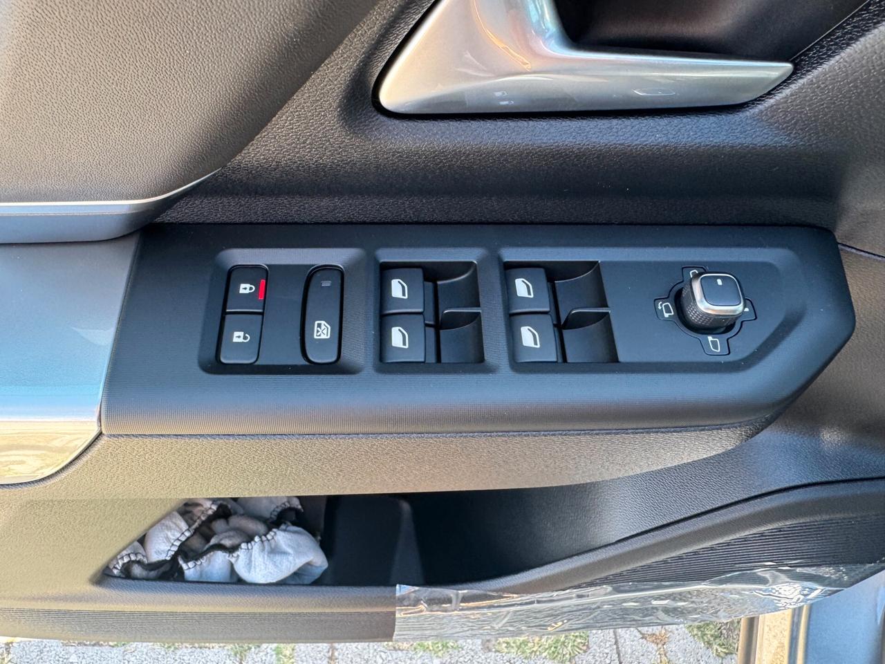 Jeep New Compass 1.2cc E-Hybrid 145cv Edct6 First Edition