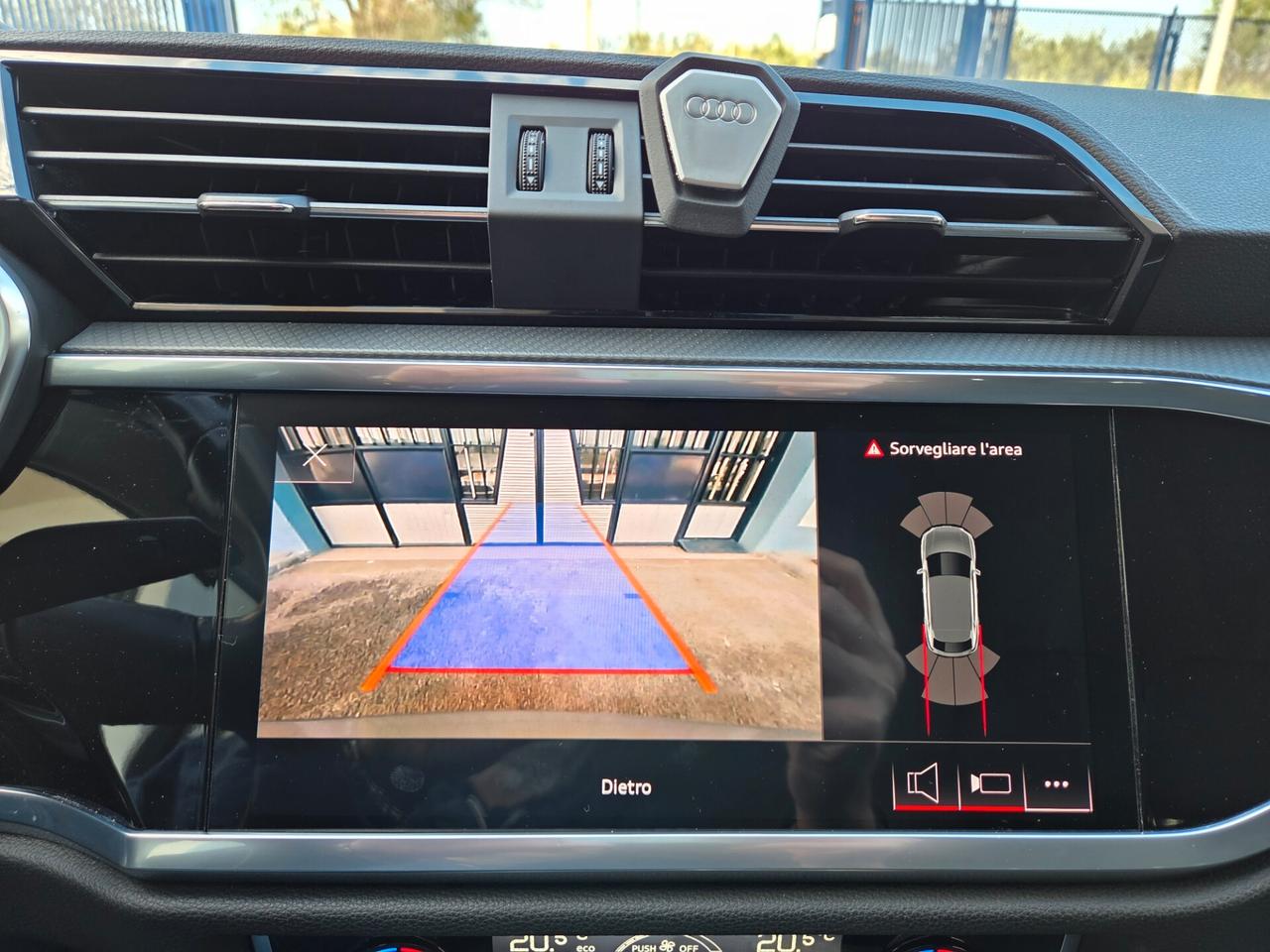 Audi Q3 35 TDI S tronic Business