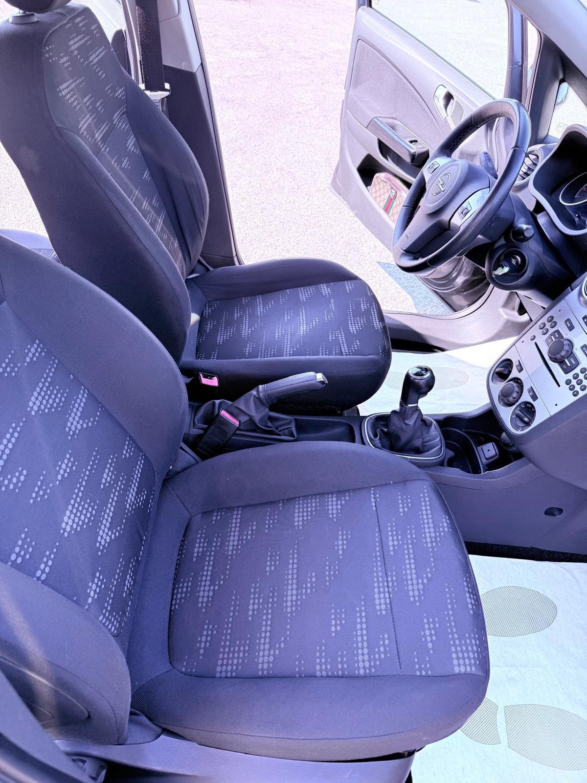 Opel Corsa 1.2 5 porte Ok neopatentati