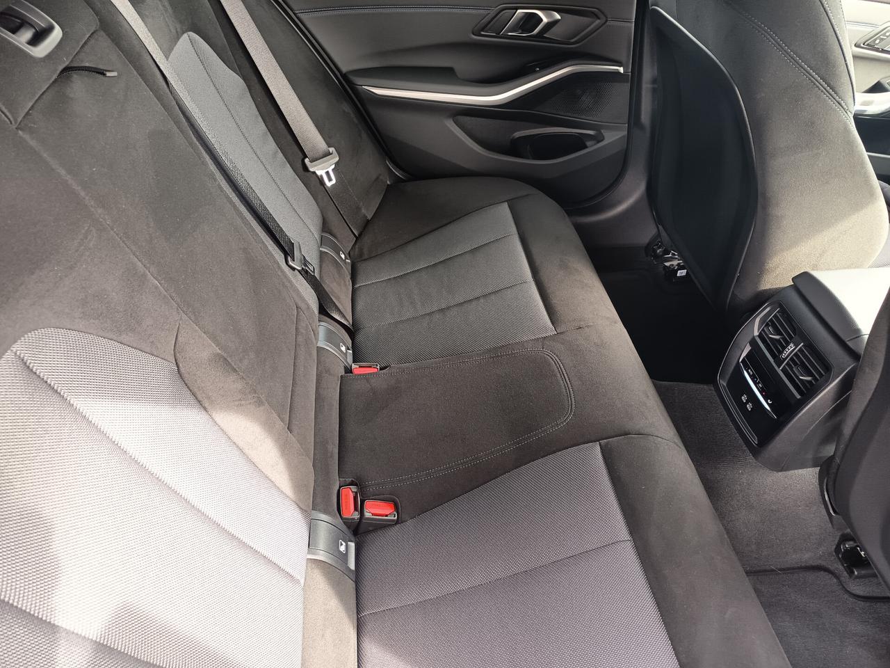 Bmw 330 330i xDrive Touring Msport