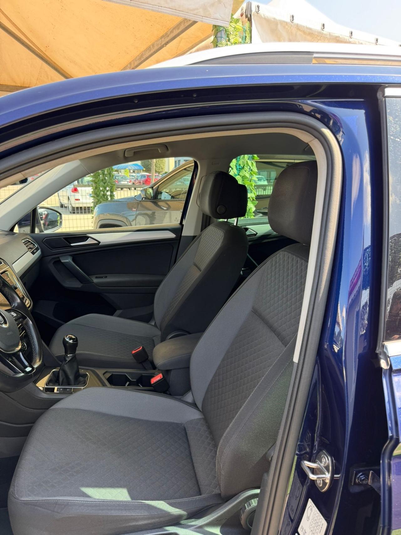 Volkswagen Tiguan 1.6 BlueMotion 10/2019 Technology