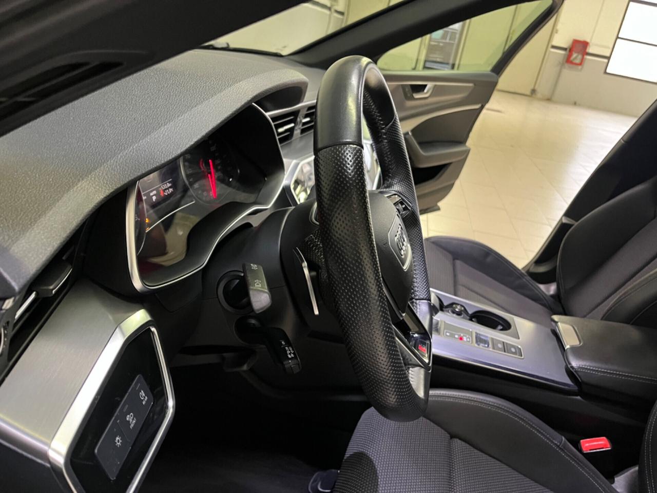 Audi A6 Avant 40 2.0 TDI S tronic line *matrix