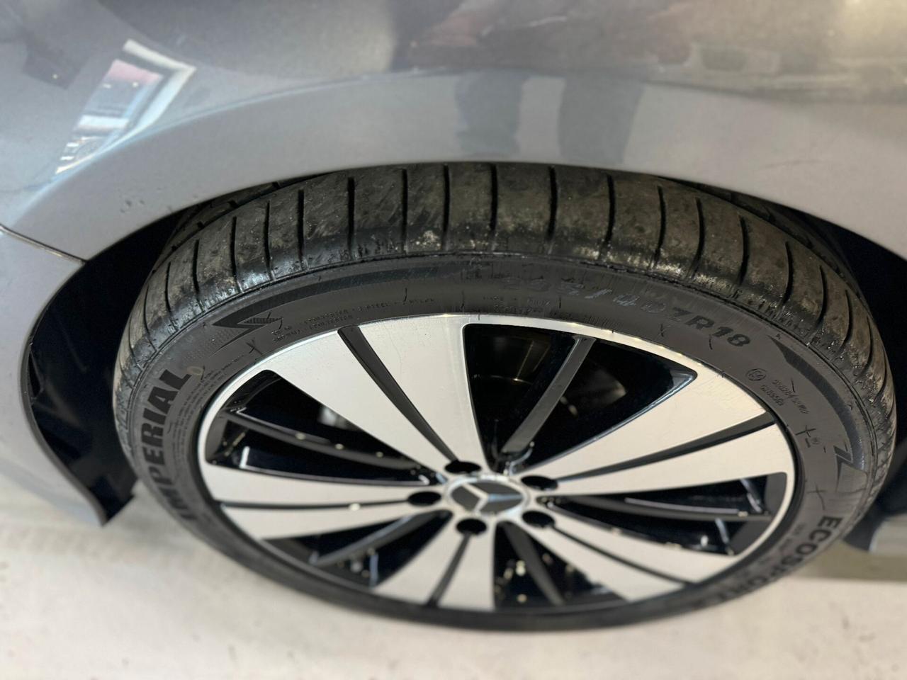 Mercedes-benz A 180 d Premium