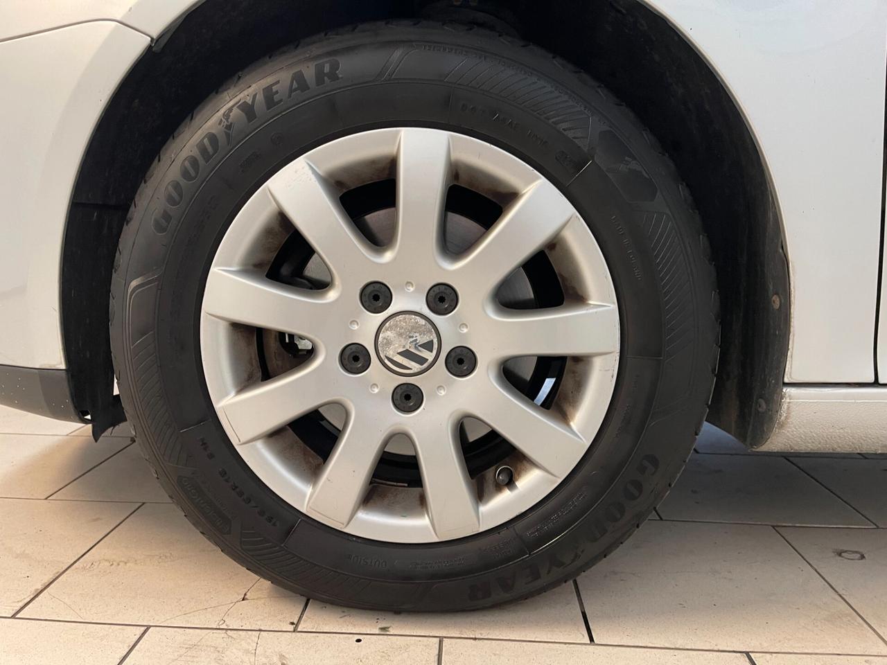 Volkswagen Golf ConfortLine 1.6 5porte-Ok Neopatentati-LEGGI SOTTO