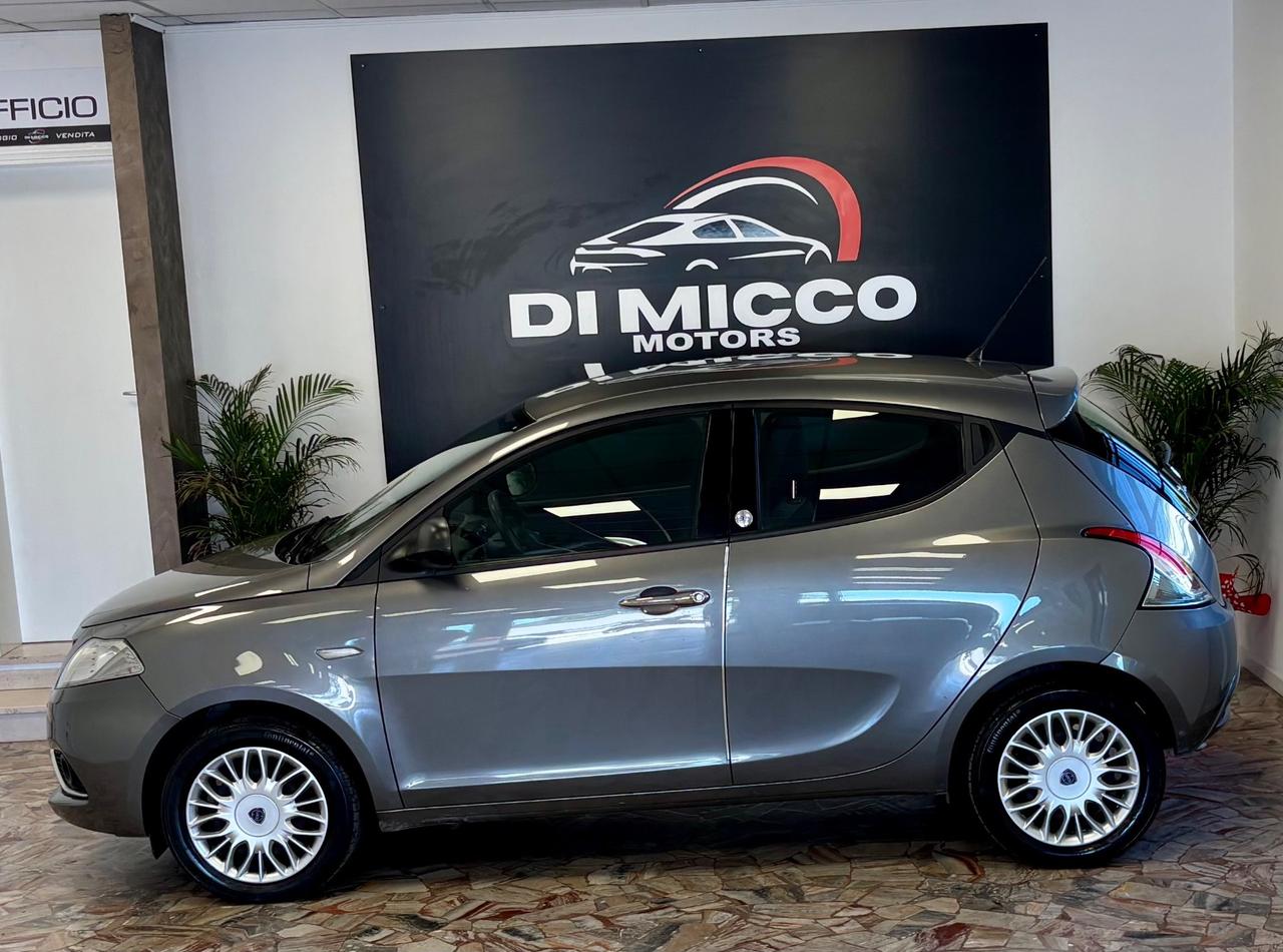 Lancia Ypsilon 1.2 69 CV 5 porte GPL Ecochic Gold