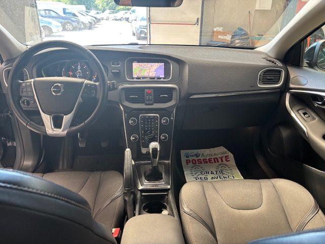 VOLVO V40 Cross Country D2 Style Plus