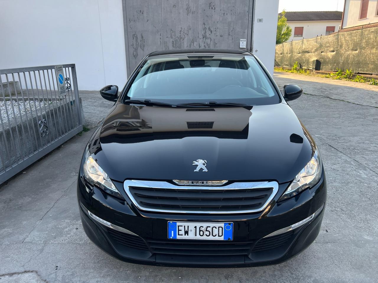 Peugeot 308 1.6 e-HDi Diesel 6MARCE POCHI KM
