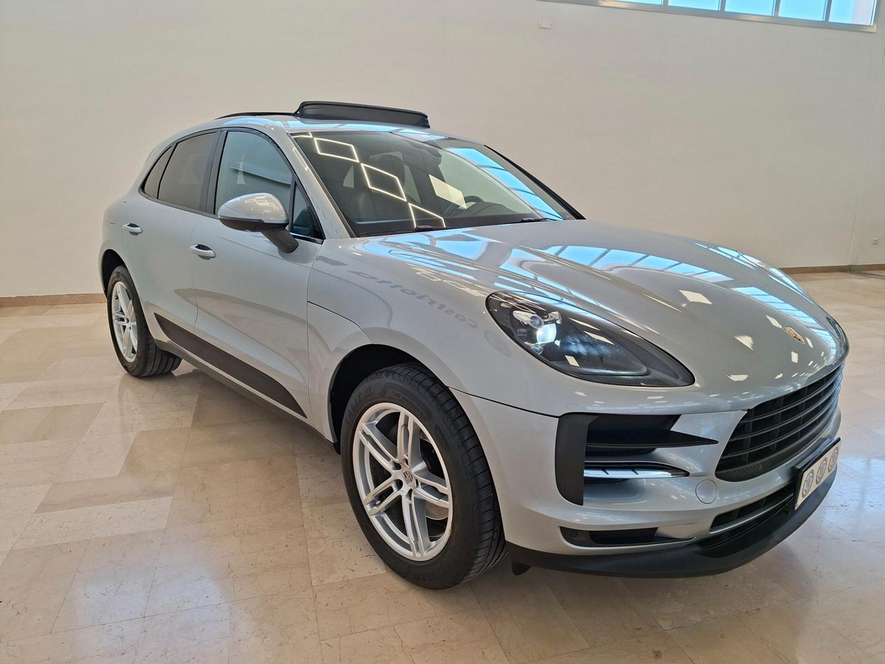 Porsche Macan 2.0 245CV PDK Tagliandata Porsche IVA ESPOSTA
