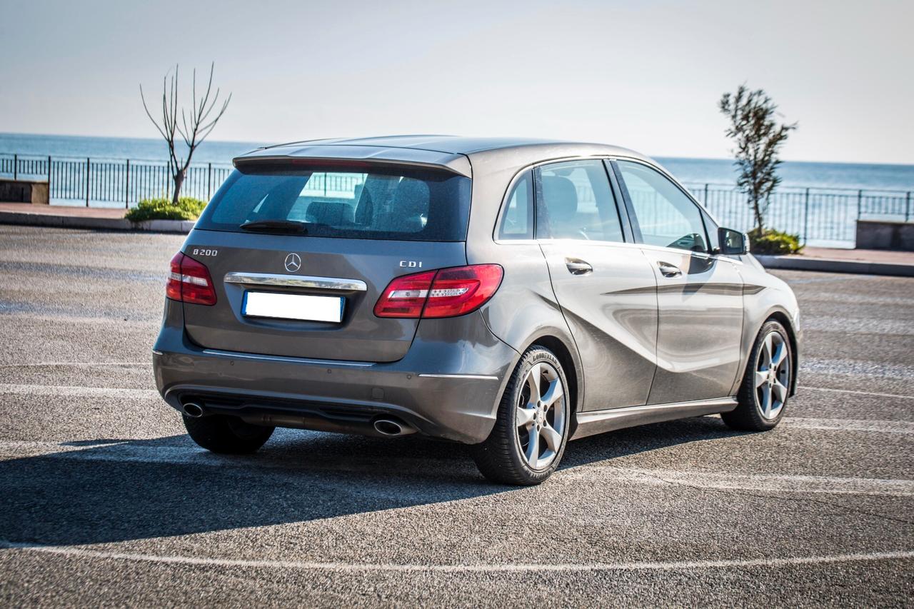 Mercedes-benz B 180 B 200 CDI BlueEFFICIENCY Premium