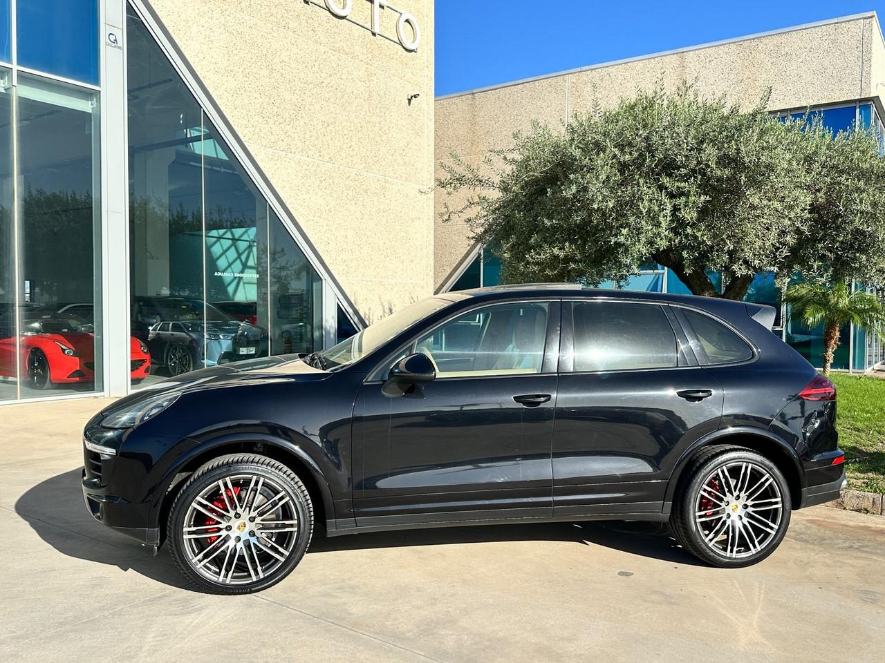 Porsche Cayenne 3.0 offerta T-Stock prezzo imperdibile