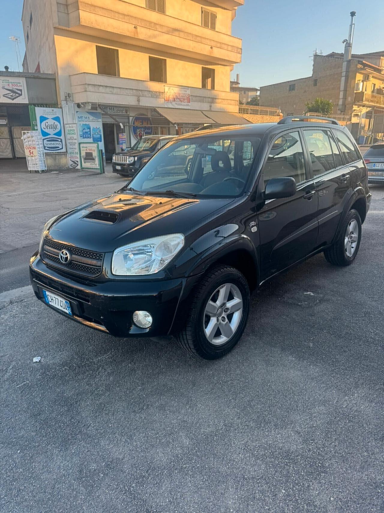 Toyota RAV 4 RAV4 2.0 Tdi D-4D cat 5 porte Sol