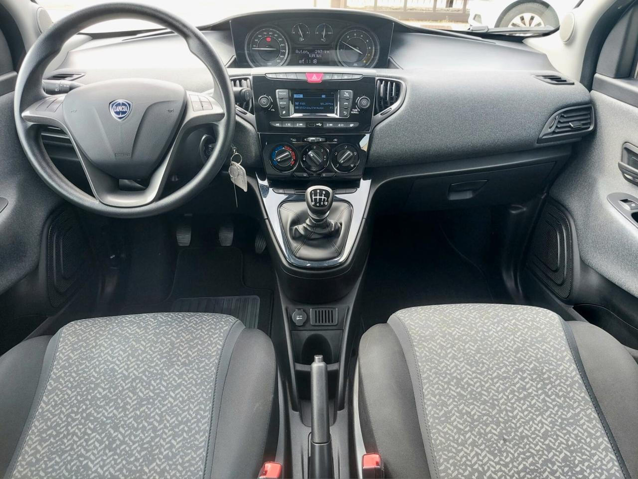 LANCIA Ypsilon 1.0 FireFly Hybrid Silver - 2023