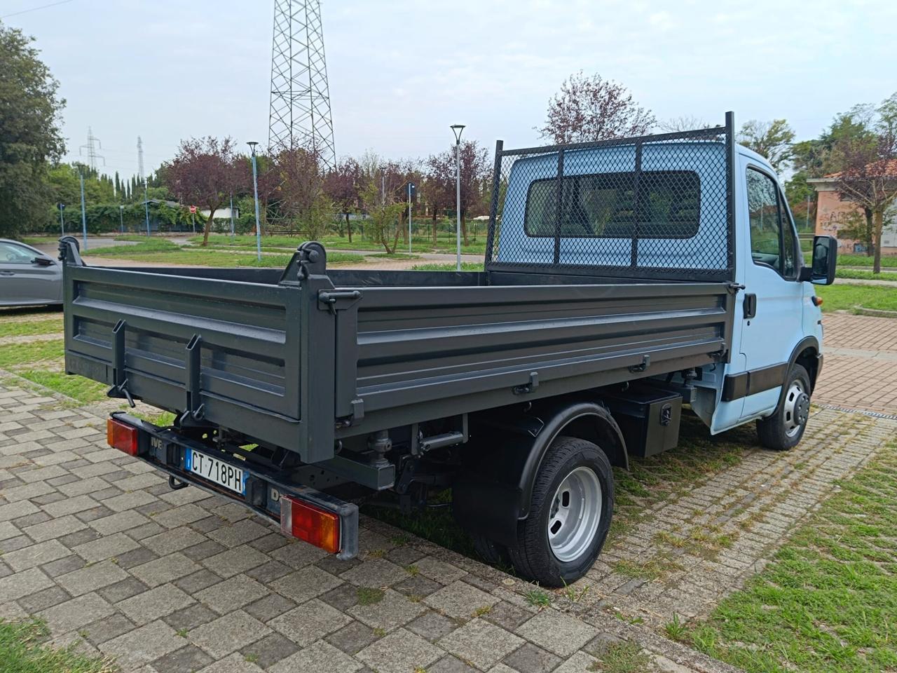Iveco Daily ribaltabile