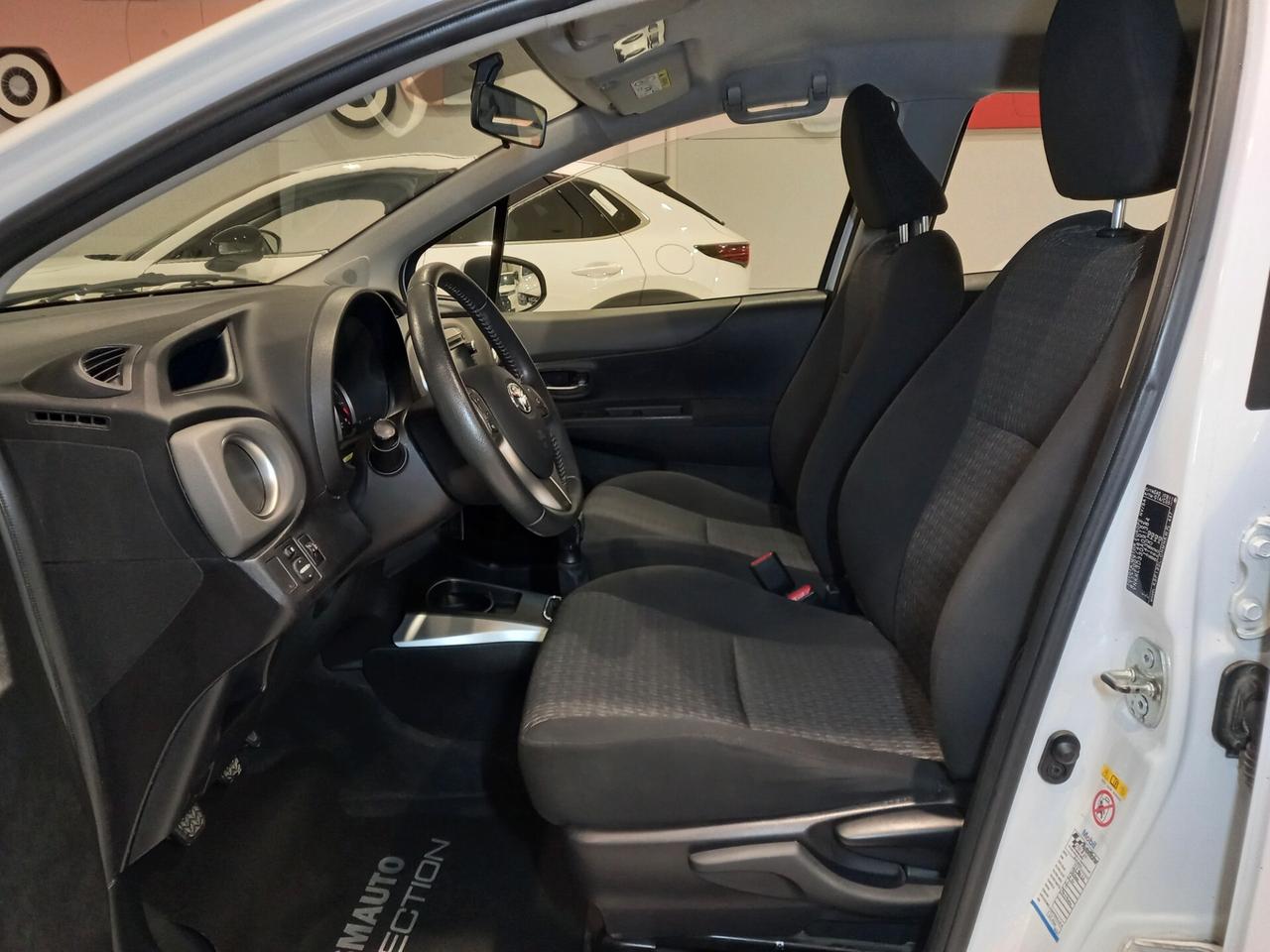 Toyota Yaris 1.0 5 porte Lounge 60.000 Km