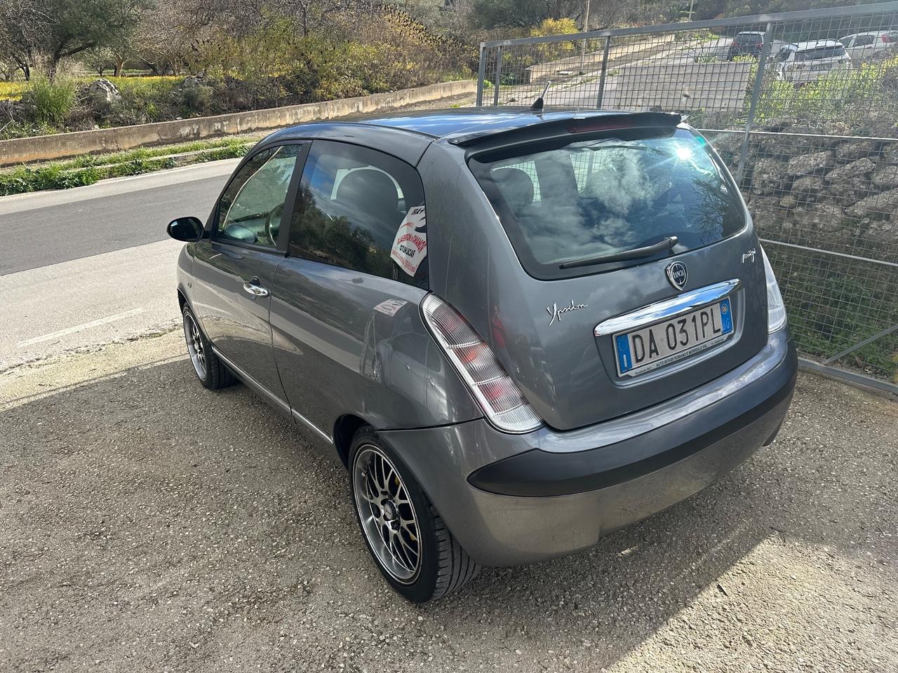 Lancia Ypsilon 1.3 Multijet 69 Cavalli diesel