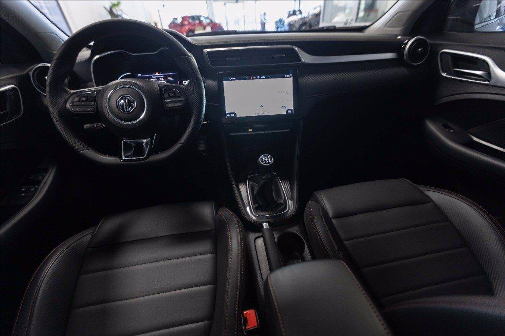 MG ZS 1.5 Luxury del 2024