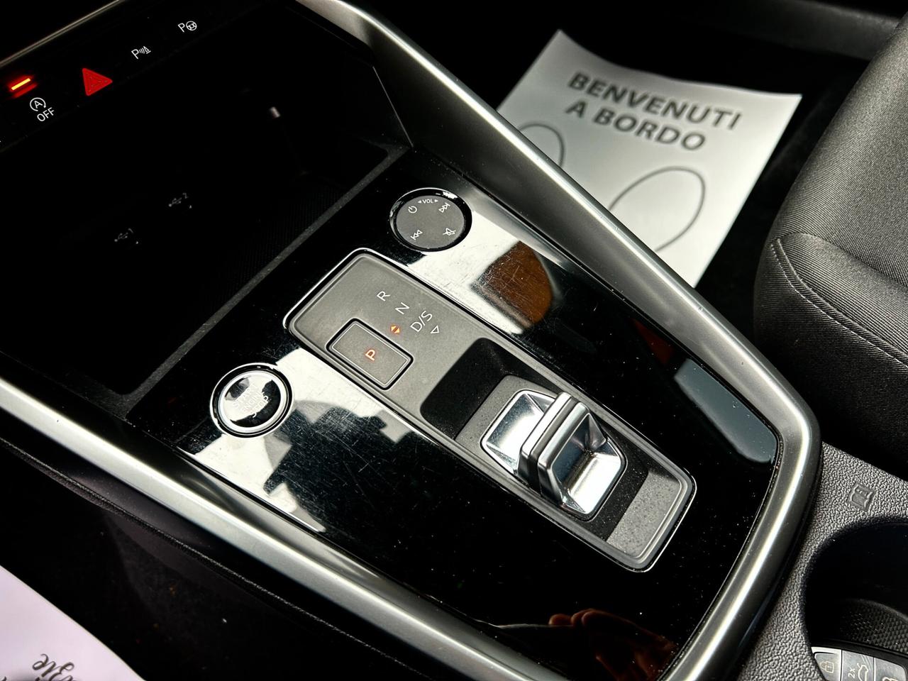 Audi A3 SPB 30 g-tron S tronic Business 2021