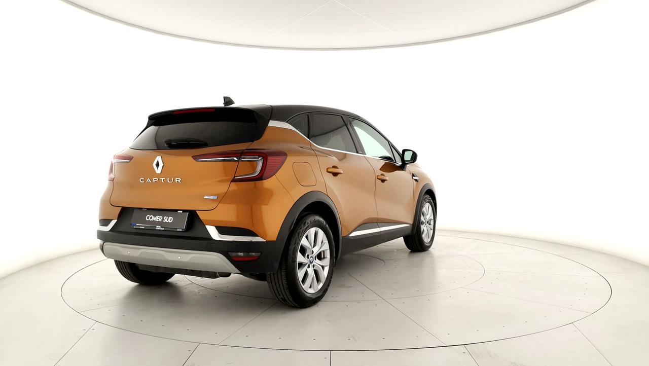 RENAULT Captur II 2019 - Captur 1.6 E-Tech phev Initiale Paris 160cv