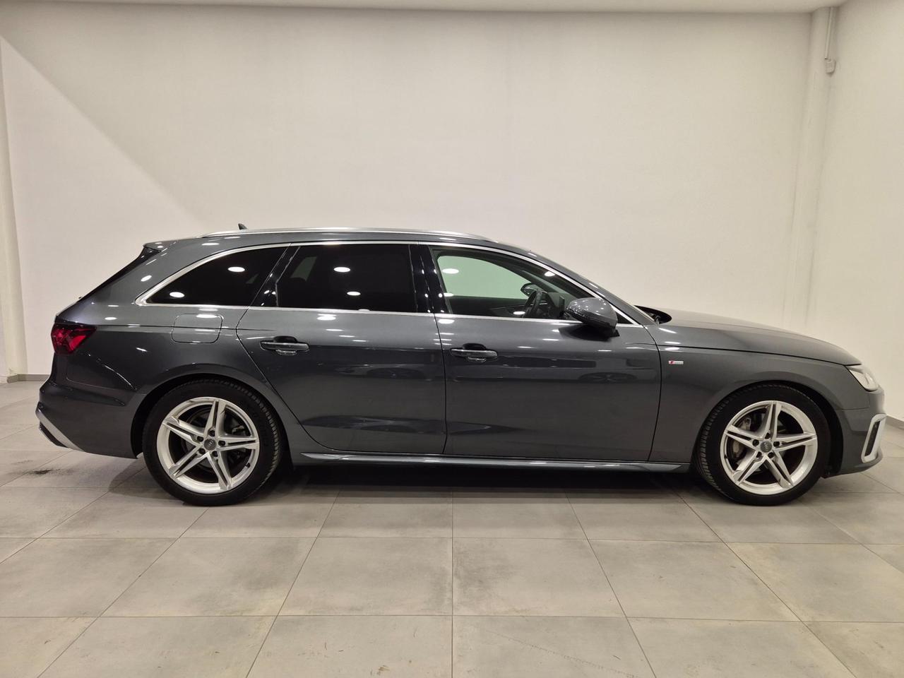 Audi A4 Avant 40 2.0 tdi S Line edition 190cv s-tronic - ACC/Lim - Sens. Park.