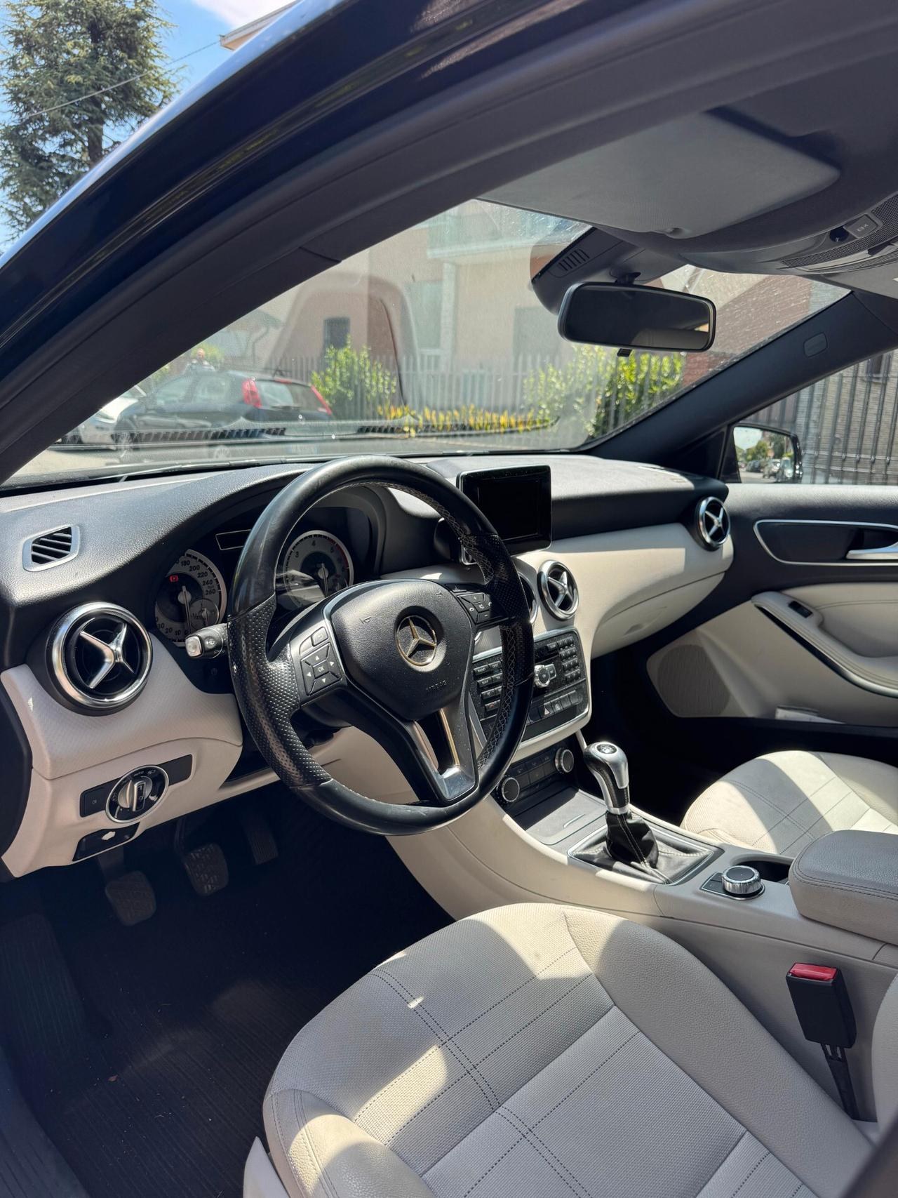Mercedes-benz A 180 CDI Sport 2015 MANUALE