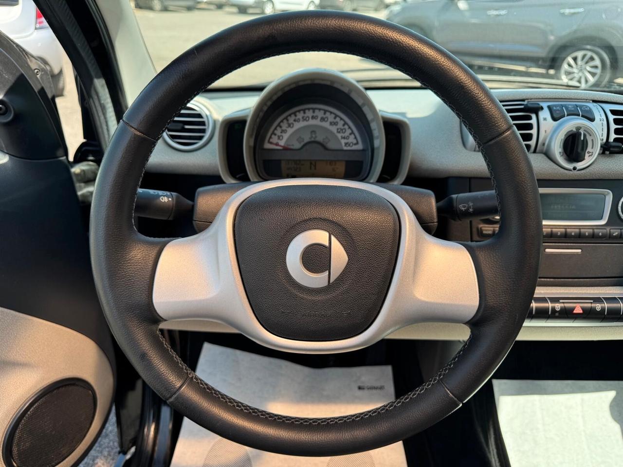 Smart ForTwo 1.0 MHD (BENZ) 52KW PASSION 2011
