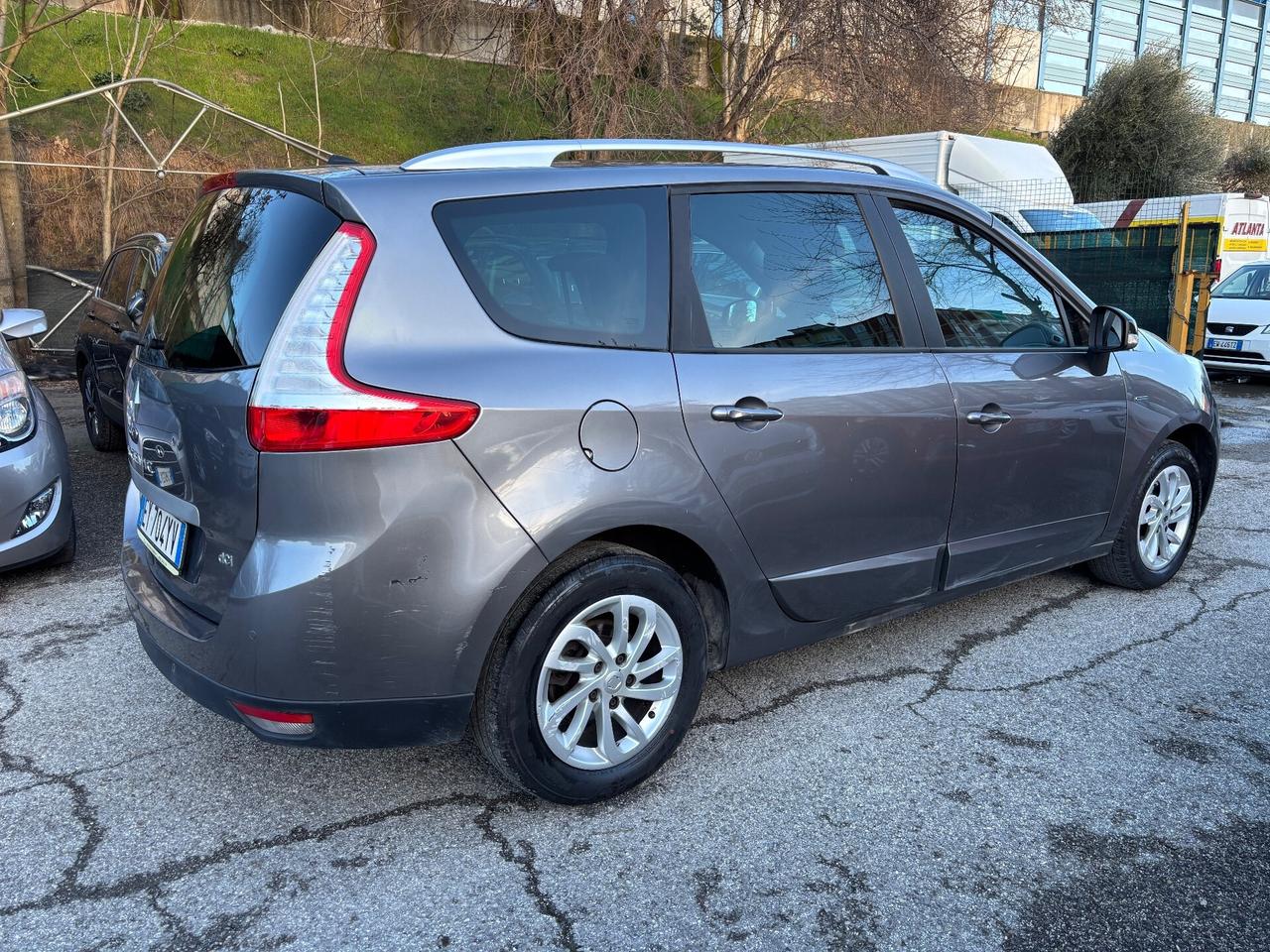 Renault Scenic Scénic 1.5 dCi 110CV 7 posti Limited