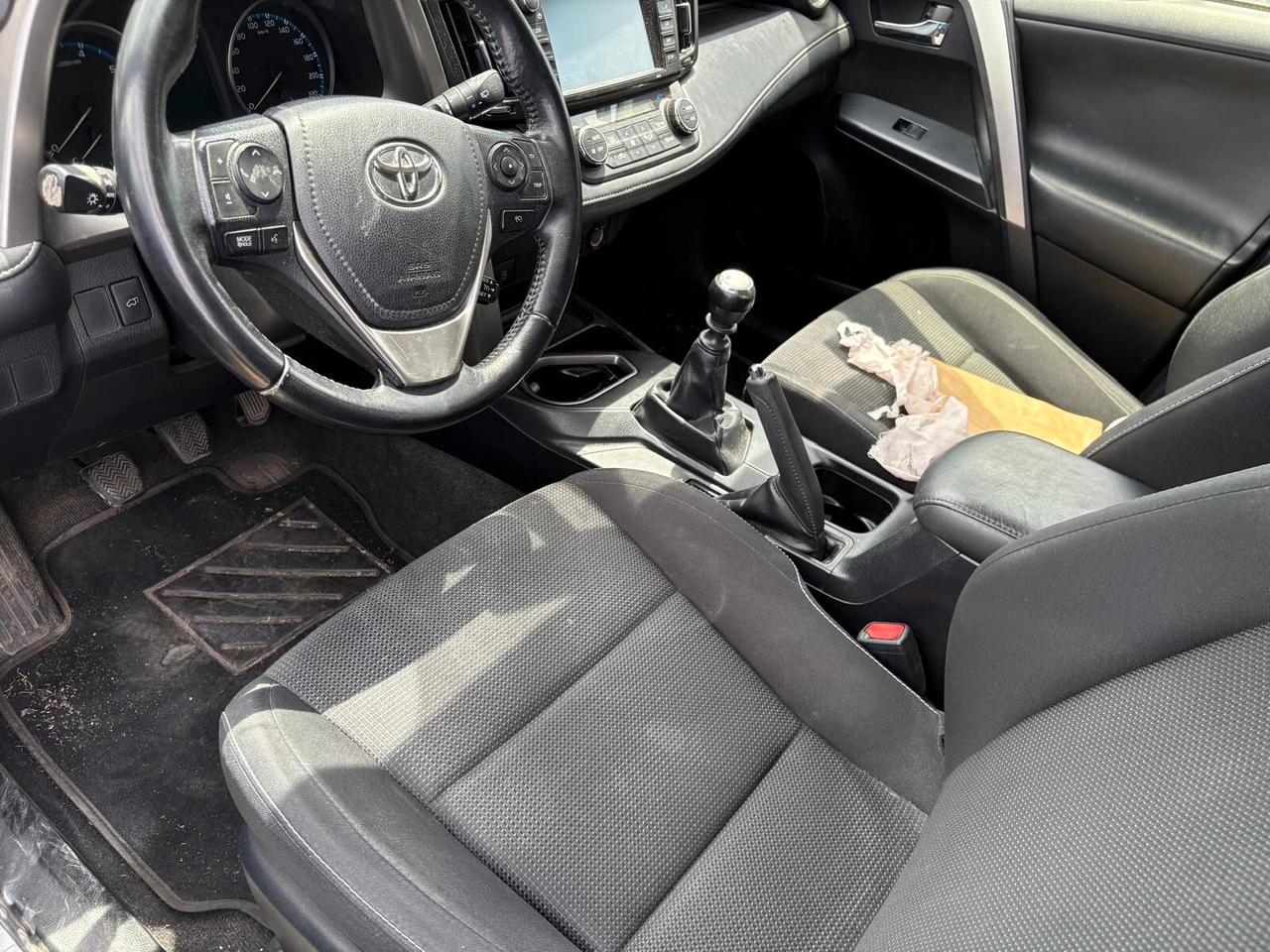 Toyota RAV 4 RAV4 2.0 D-4D 2WD Style