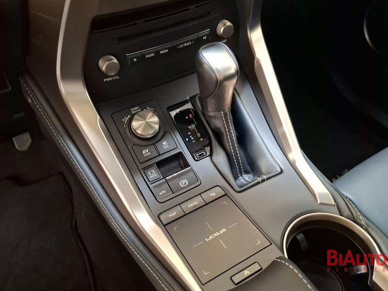 Lexus NX NX 300h 2.5 Premium 4wd cvt