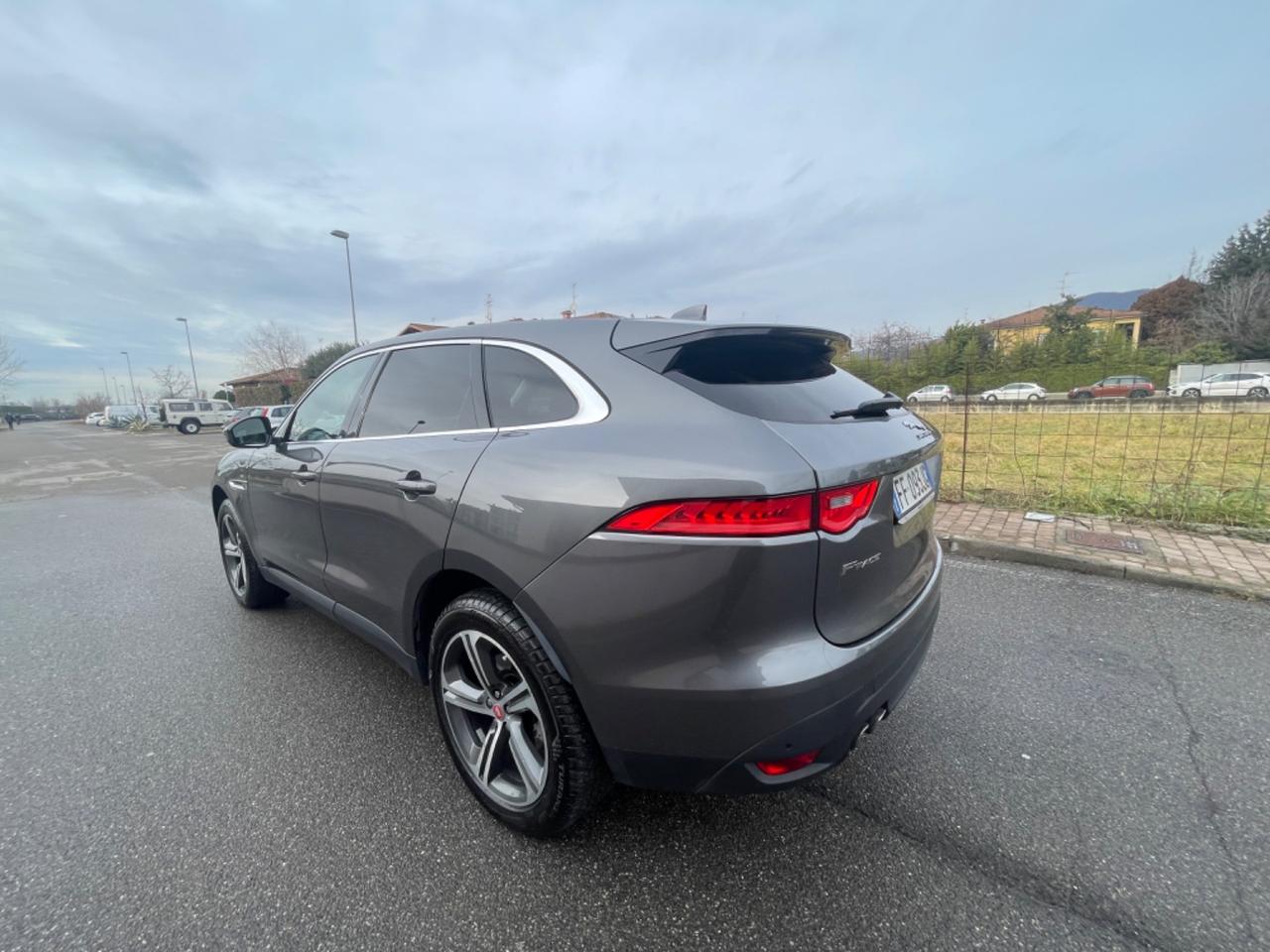 Jaguar F-Pace 2.0 D 180 CV AWD aut. Portfolio