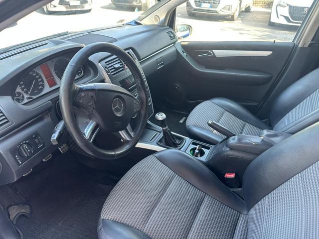 MERCEDES-BENZ B 200 CDI Sport
