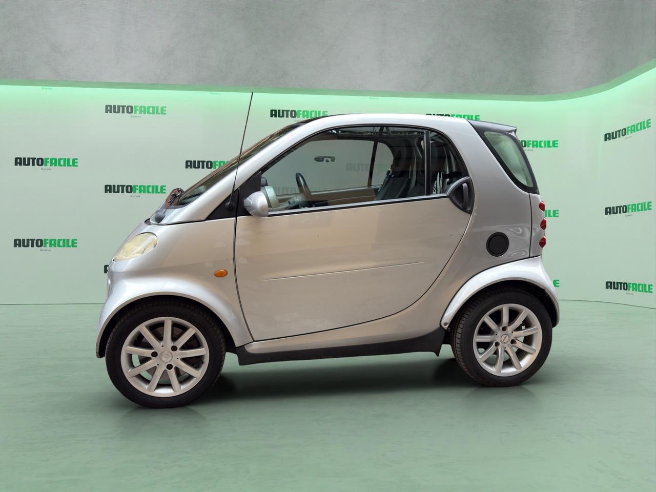 Smart Passion - CONDIZIONI OTTIME/ GOMMATA