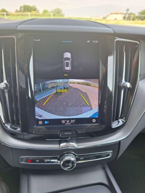 Volvo XC60 XC60 II 2022 2.0D b4 197cv Core Automatica - IVA deducibile