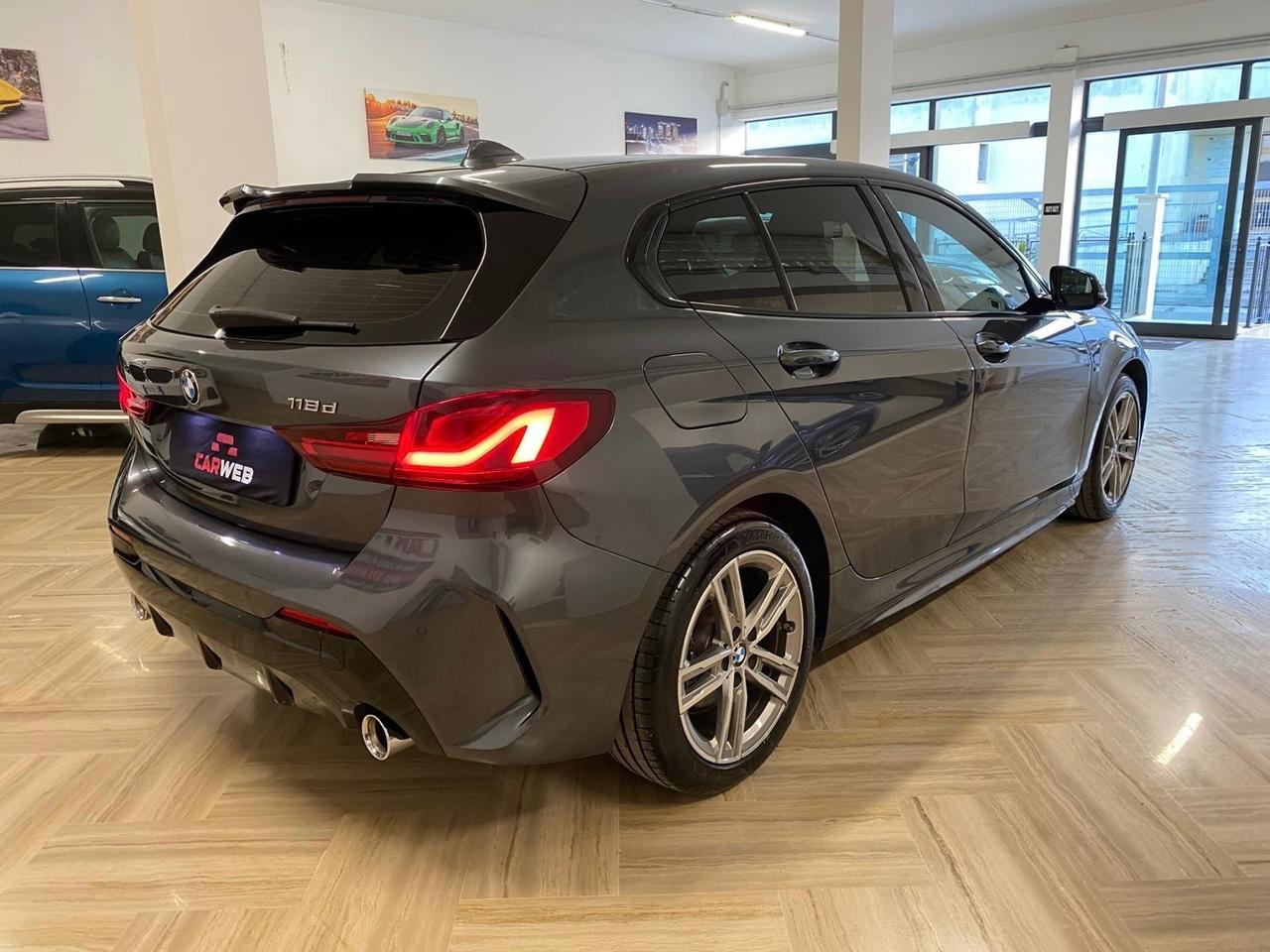 BMW 118 D MSPORT Navy 2021