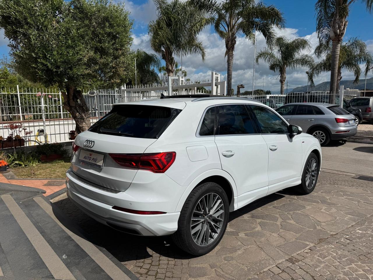 Audi Q3 2.0 TDI 120 CV S tronic line Edition 120.000km