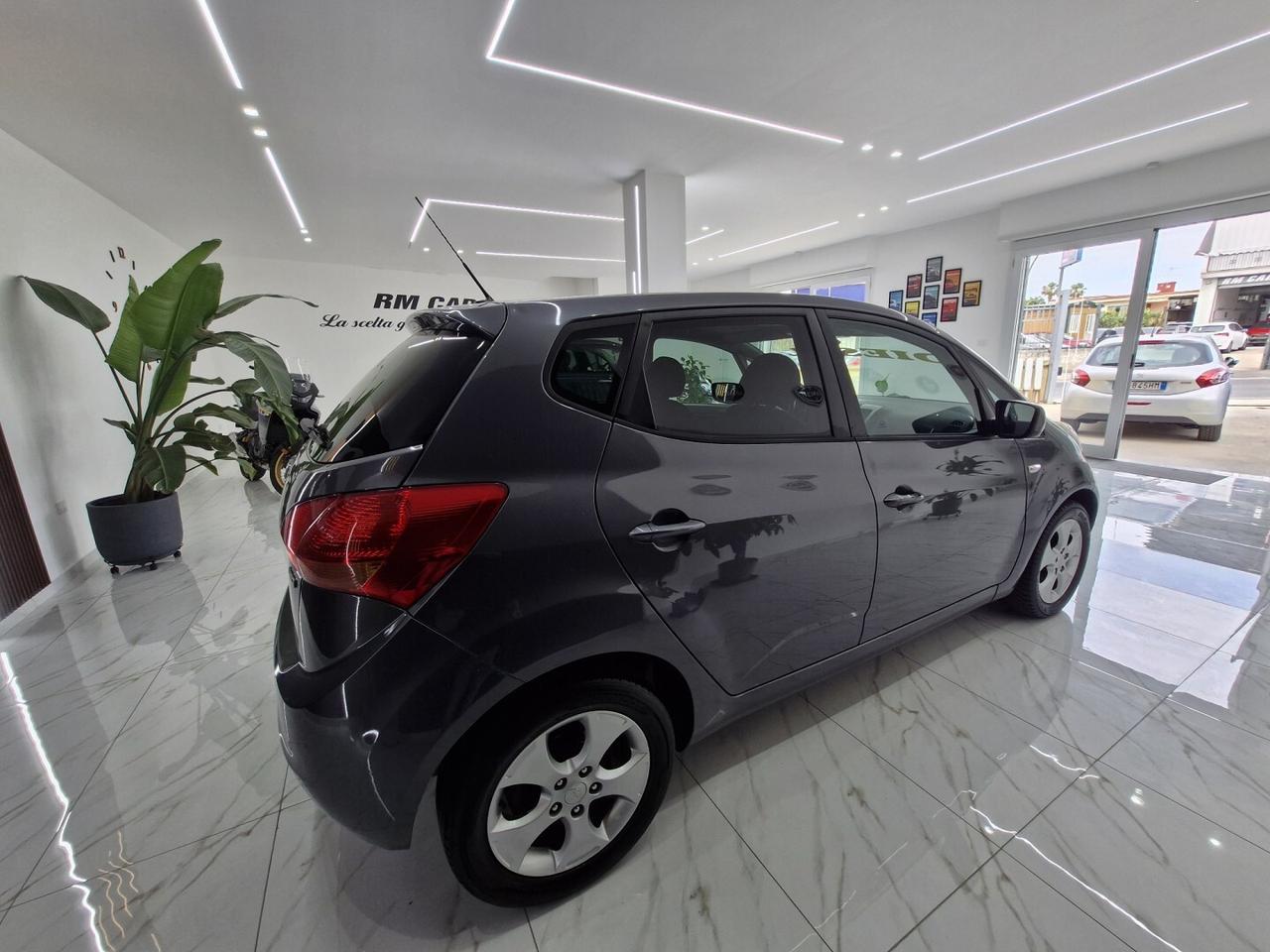KIA VENGA 1.4 CRDi 90CV Cool